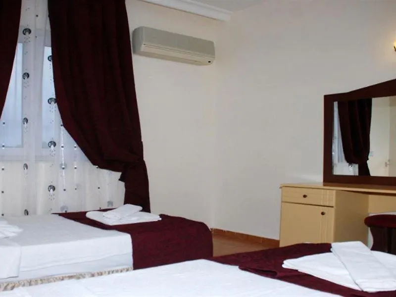 Grand Panorama Hotel 말마리스